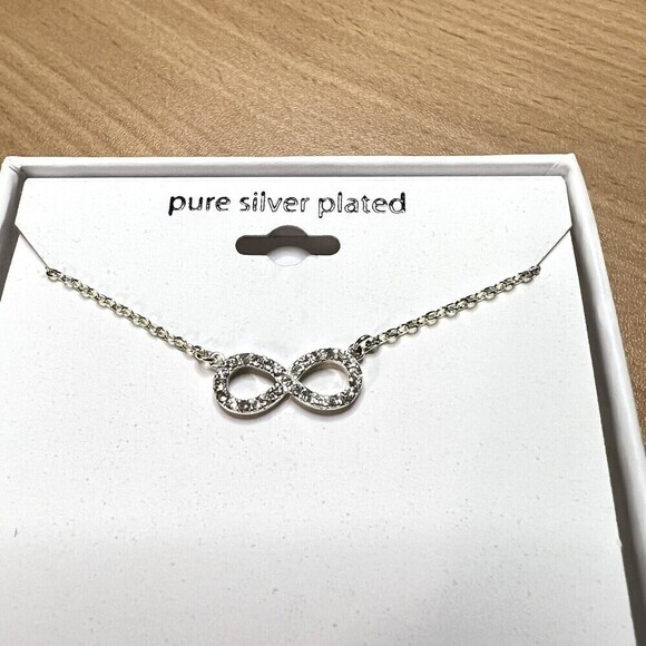 Pure Silver Plated / Genuine Crystal Infinity Necklace 18-inch‎ Chain - Picture 12 of 12